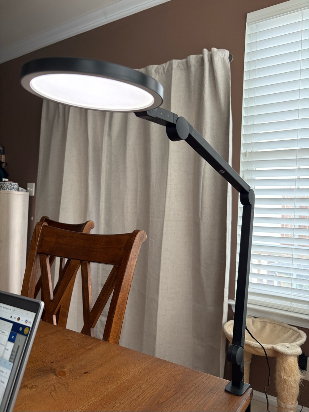 Lume Cube Edge – LED Desk Lamp – Touch Controls, Dimmable – Excellent Condition